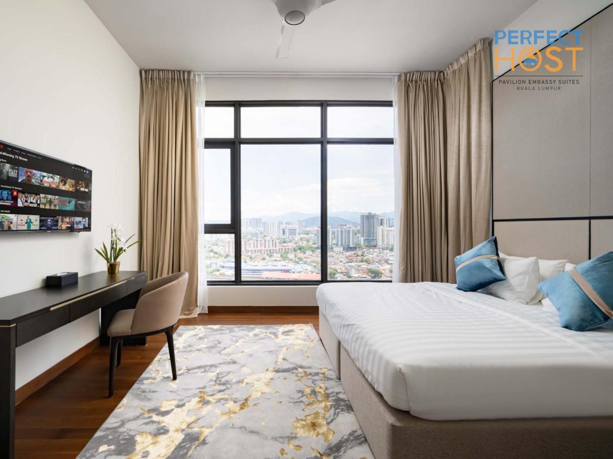 Pavilion Embassy Suites Kl By Perfect Host Kuala Lumpur Room photo