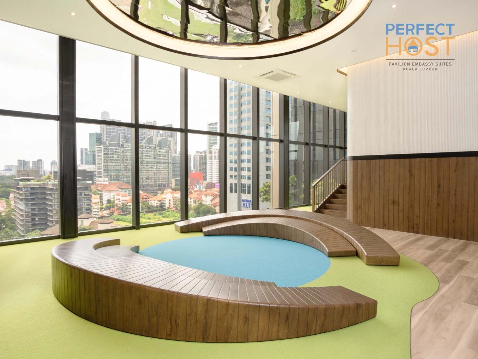 Pavilion Embassy Suites Kl By Perfect Host Kuala Lumpur Exterior photo