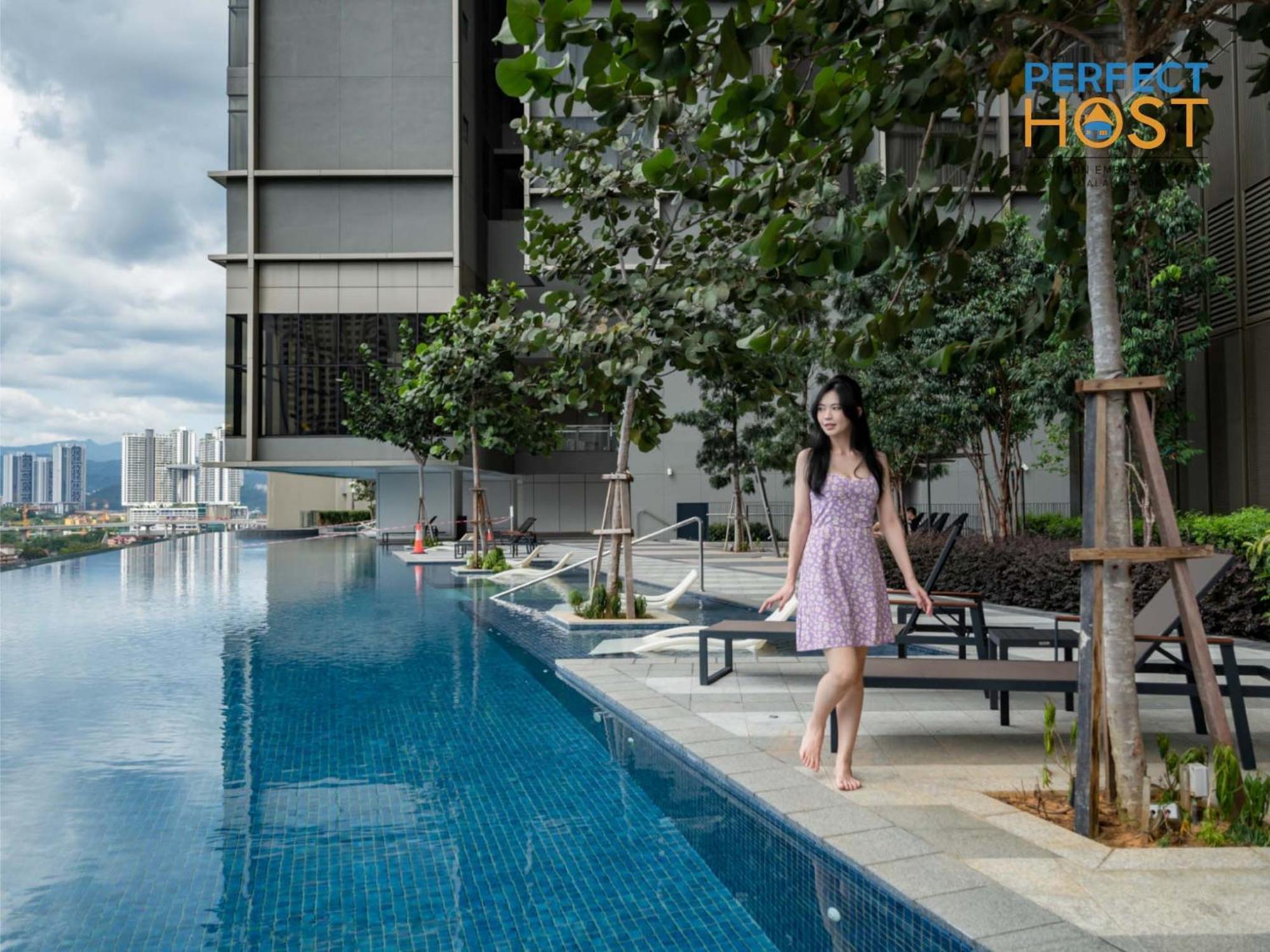 Pavilion Embassy Suites Kl By Perfect Host Kuala Lumpur Exterior photo